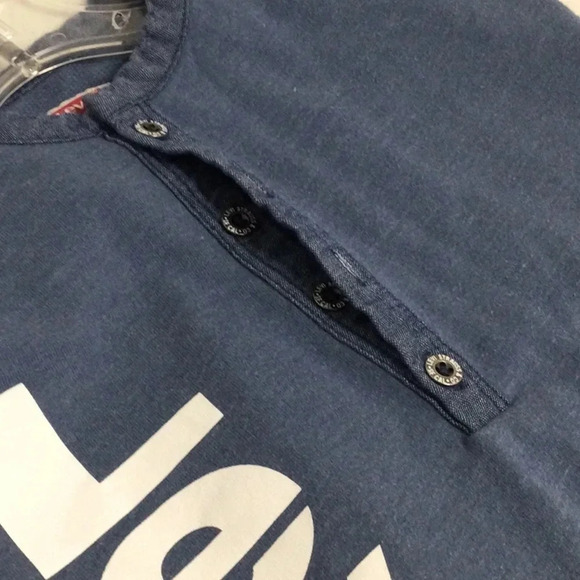 Levi’s Boys Romper size 24M - Picture 6 of 6